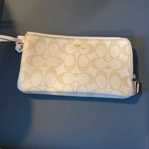 Double pocket coach wristlet